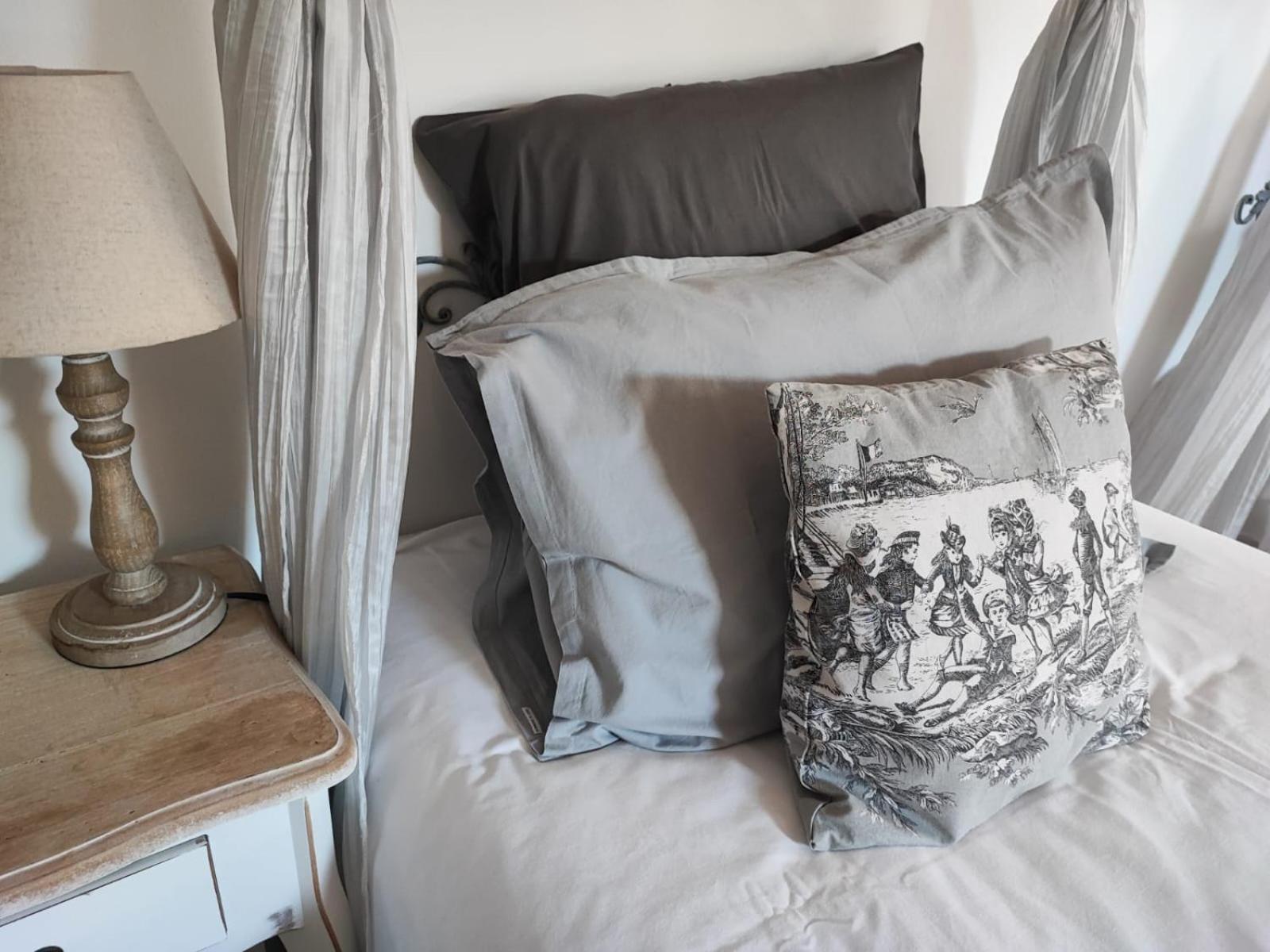 Le Domaine Du Sens Bed & Breakfast Frontenaud Rom bilde