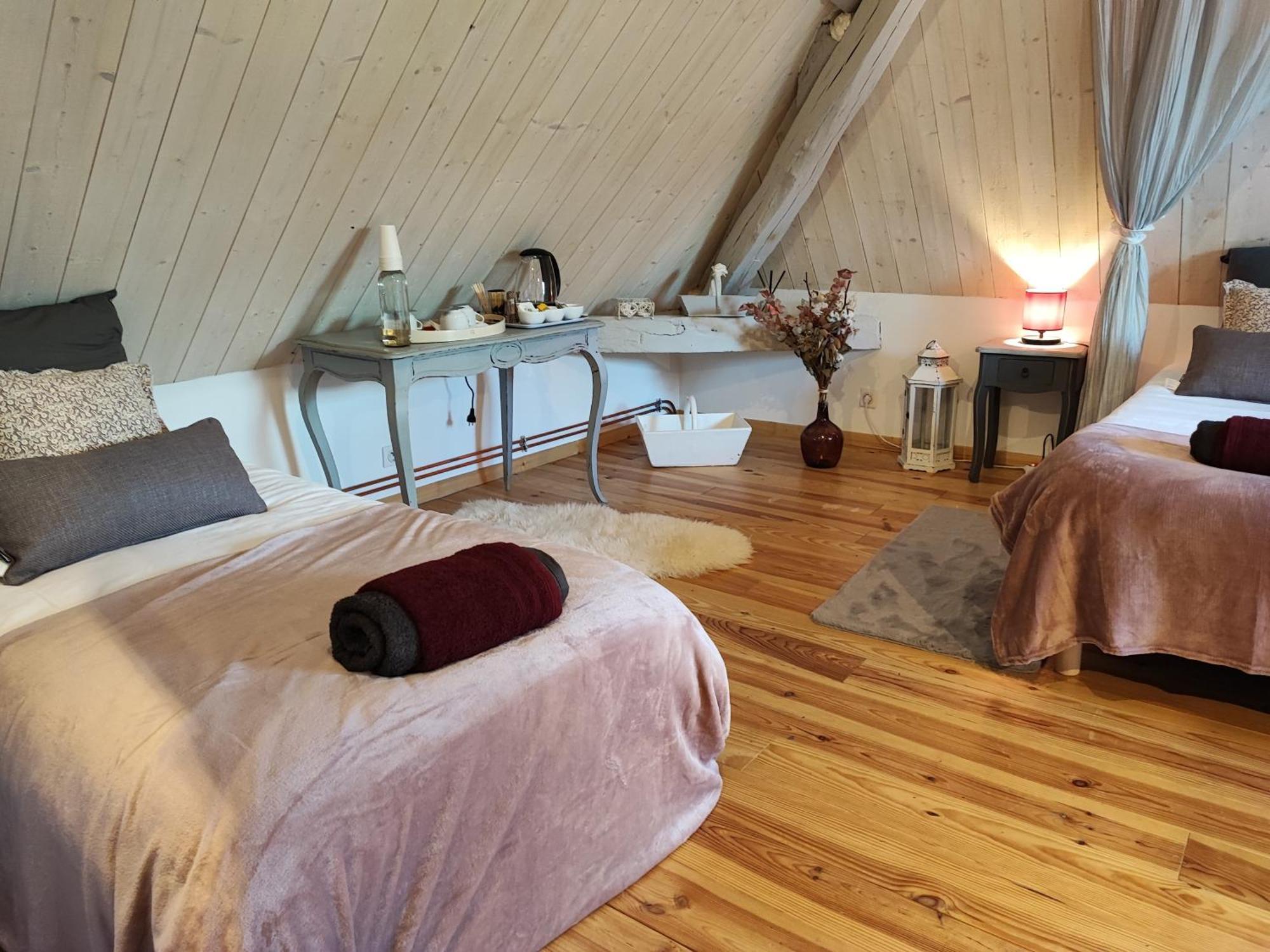 Le Domaine Du Sens Bed & Breakfast Frontenaud Rom bilde